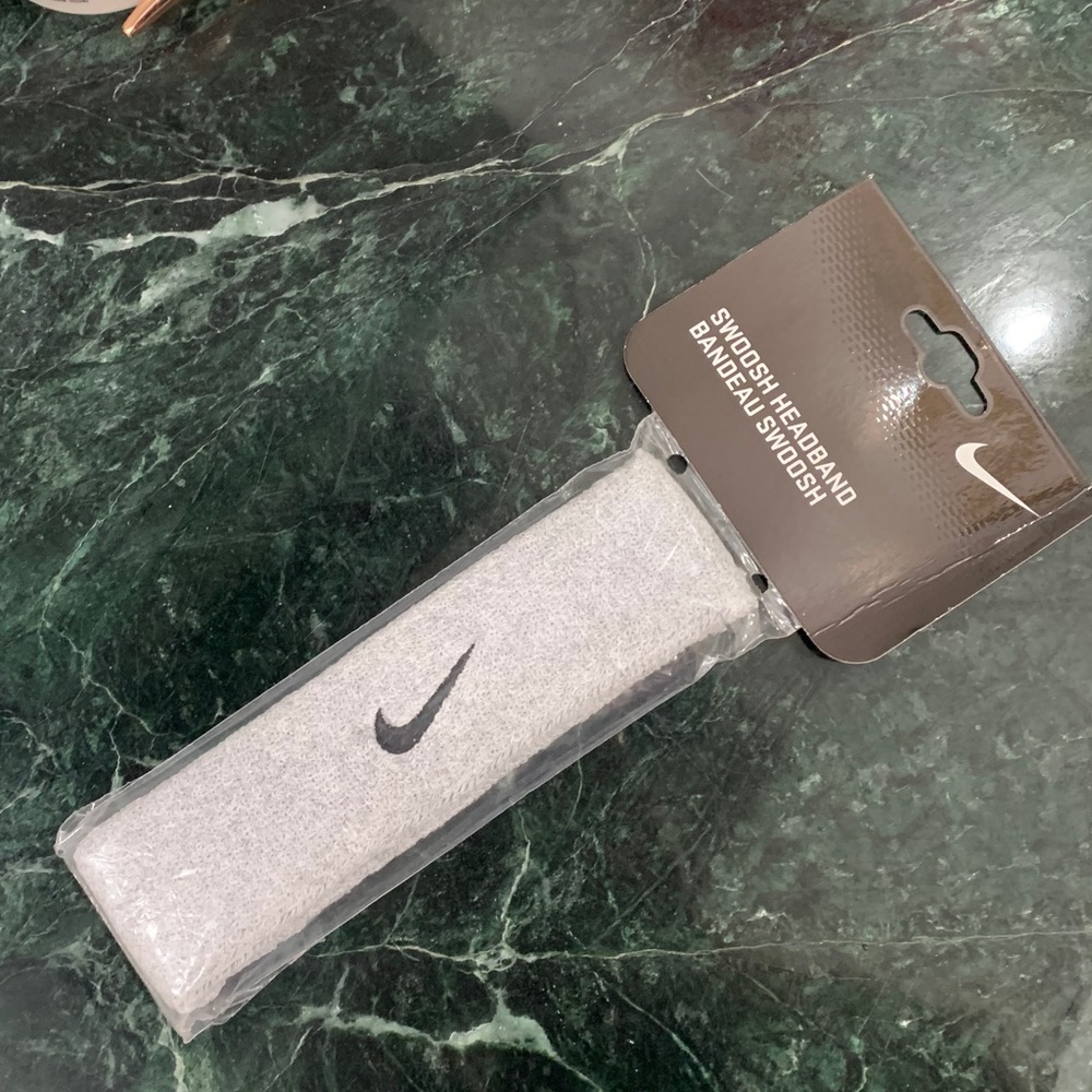 FREE Nike Sweatband with Purchase ⬇️
